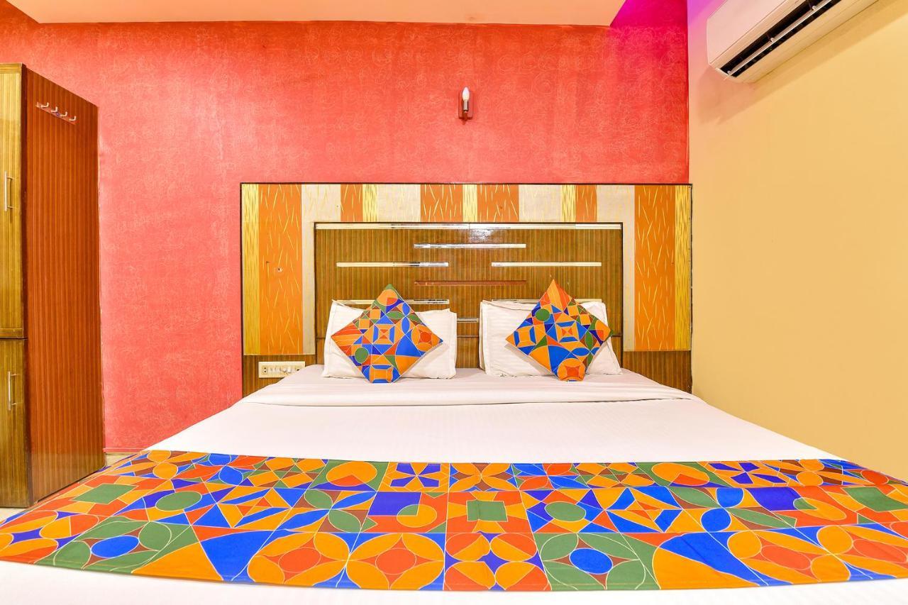 Fabhotel Kadamb Inn อาเมดาบัด ภายนอก รูปภาพ